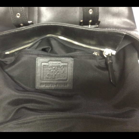 Coach Leather Hampton Bag - Picture 11 of 11